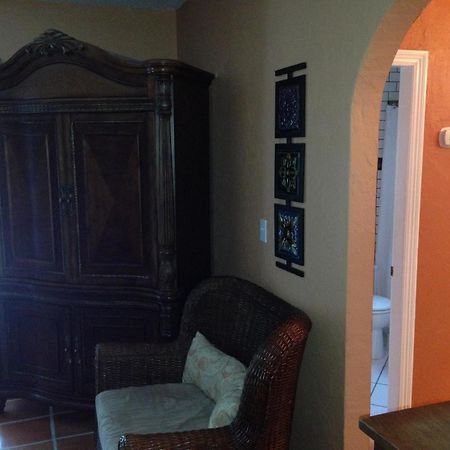 Mango Inn Bed And Breakfast Lake Worth Beach Szoba fotó
